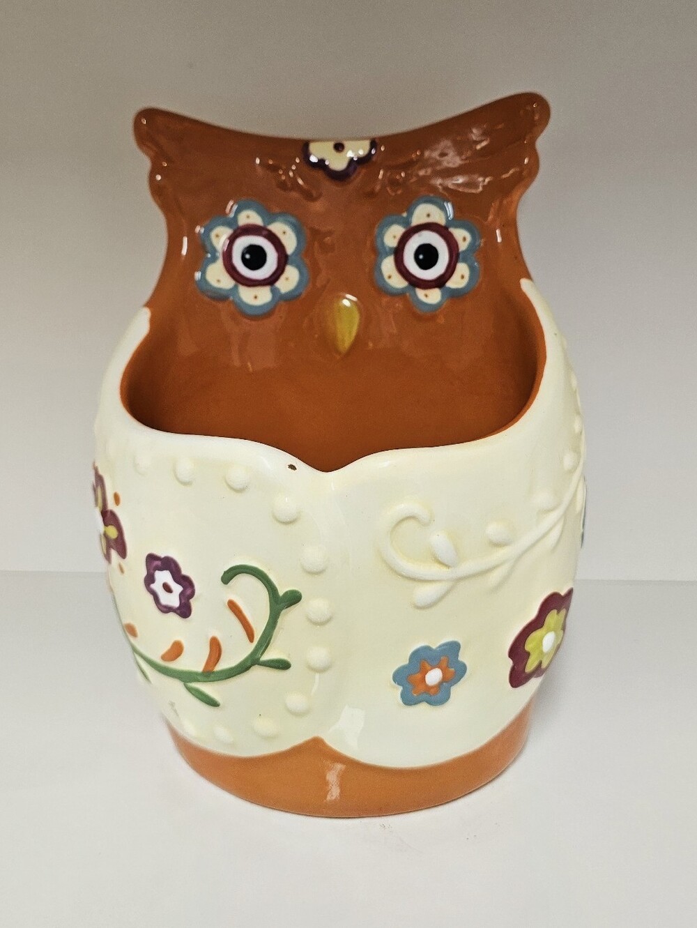 Cracker Barrel Colorful & Charming Ceramic Owl Floral Wall Planter